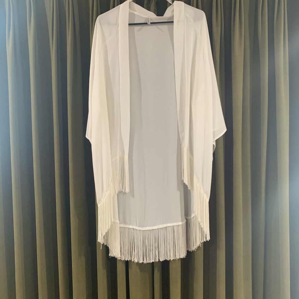 Fringe white cardigan